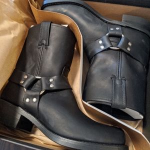 NIB Frye Harness 8R Boots Black - Men's 10M